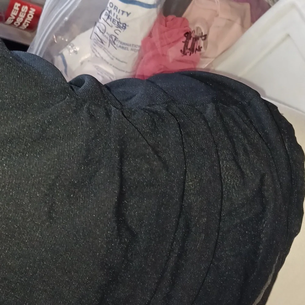 MK Dressy Vneck Tank Large - Picture 2 of 10